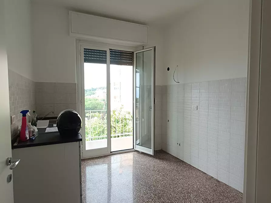 Immagine 40 di Trilocale in vendita  in Via Giovanni XXIII 45 a Genova