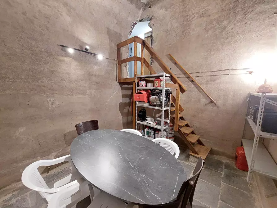 Immagine 24 di Trilocale in vendita  in Via San Pantaleo a Genova