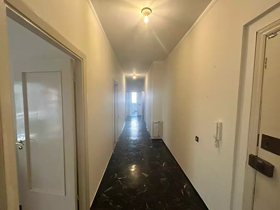 Immagine 6 di Quadrilocale in vendita  in Via Pasquale Berghini 38 a Genova