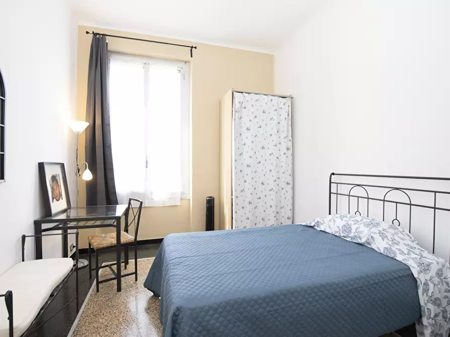 Immagine 8 di Ufficio in vendita  in Via Fieschi a Genova