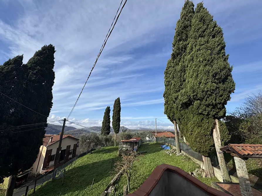 Immagine 49 di Casa semindipendente in vendita  in Via Pascoli 1 a Fivizzano