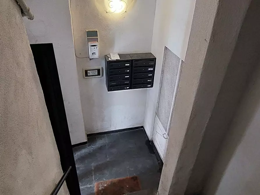 Immagine 26 di Bilocale in vendita  in Vico Squarciafico a Genova
