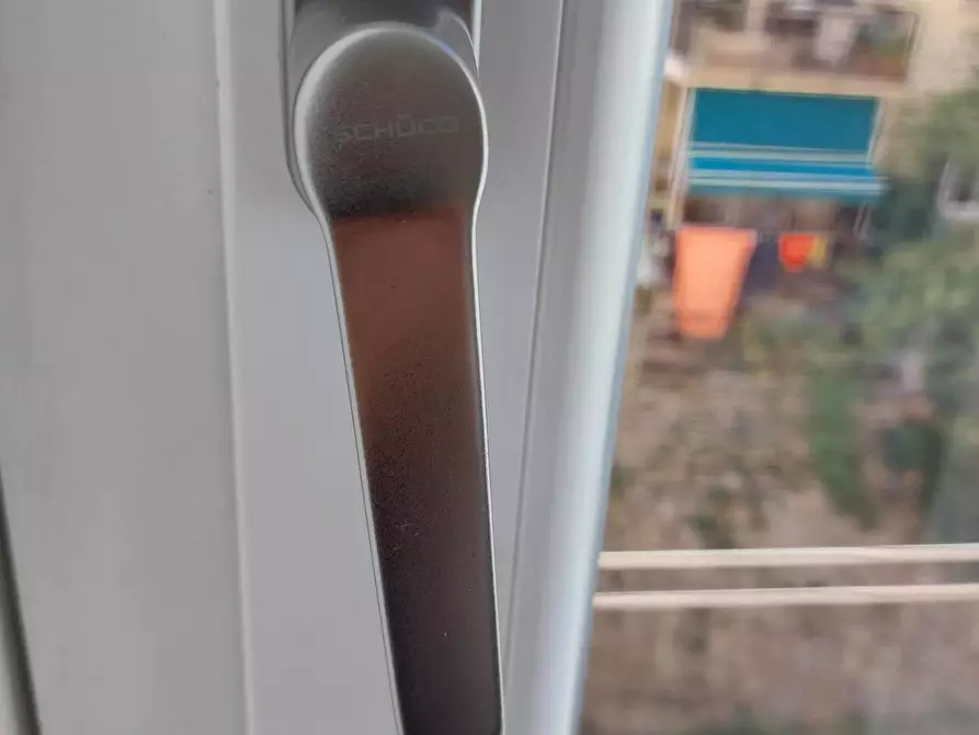 Immagine 51 di Trilocale in vendita  in Via Ameglia a Genova