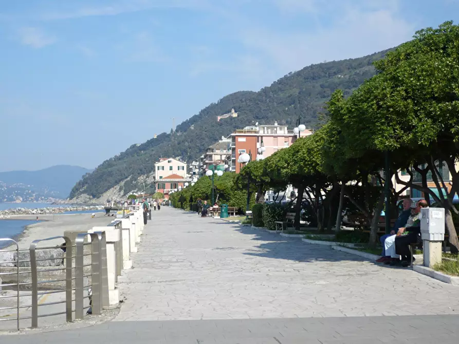 Immagine 21 di Appartamento in vendita  in Via Perissinotti 39 a Chiavari
