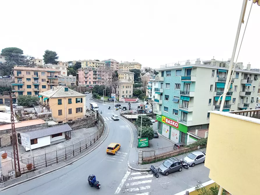 Immagine 36 di Quadrilocale in vendita  in Via Sturla 54 a Genova