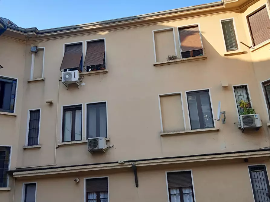 Immagine 32 di Appartamento in affitto  in Via Trebbia 33 a Milano