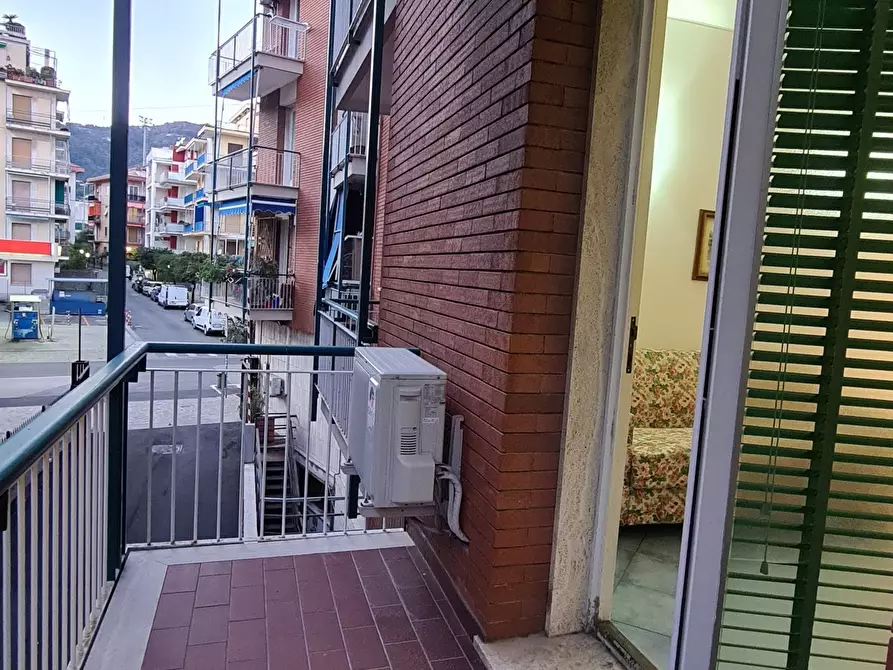 Immagine 11 di Monolocale in vendita  in Corso Europa a Alassio