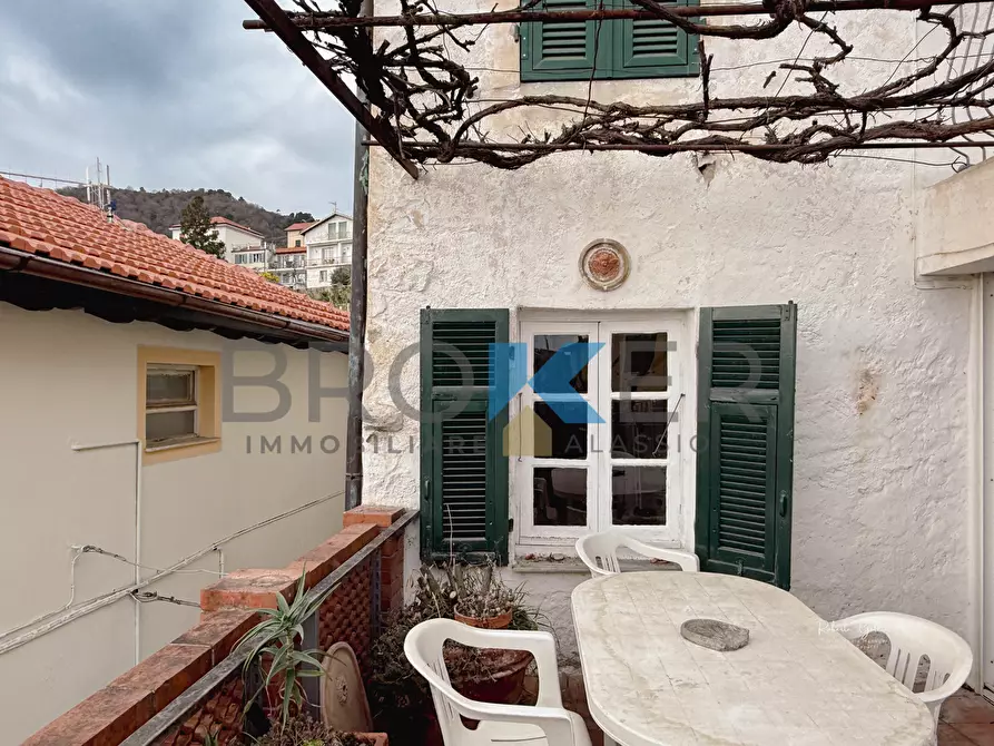 Immagine 23 di Terratetto in vendita  in Via Leon Pancaldo a Alassio