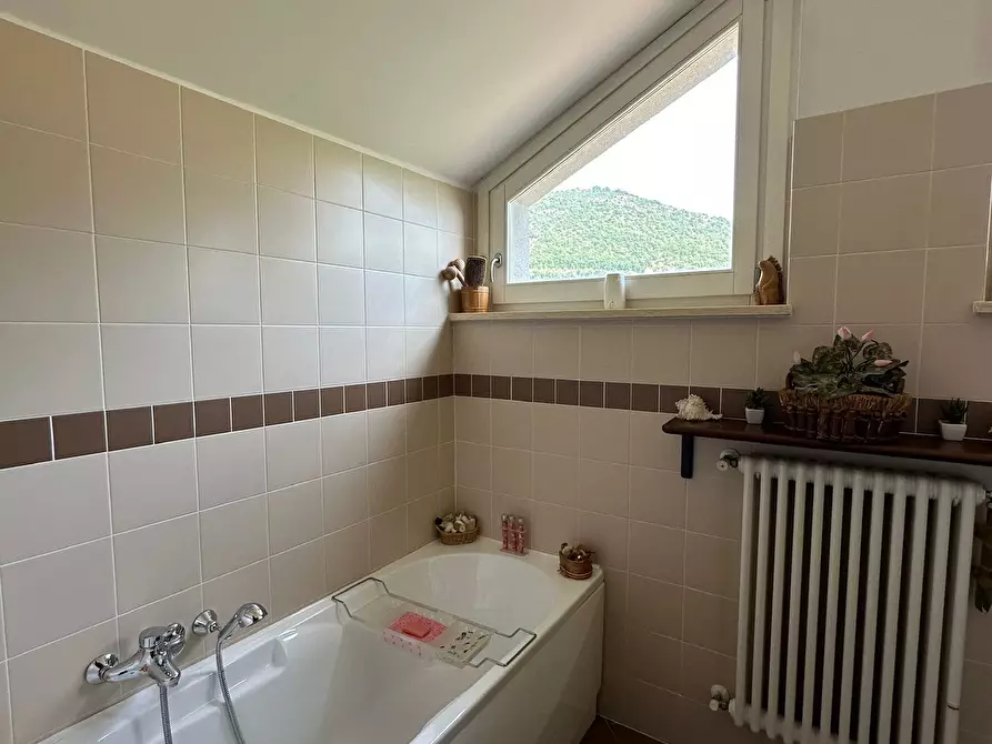 Immagine 38 di Villetta a schiera in vendita  in Via della Lavanda a Gubbio