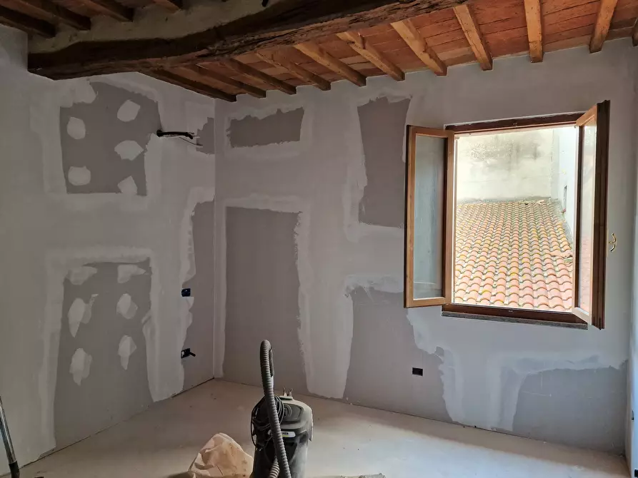 Immagine 18 di Trilocale in vendita  in Via Camillo Benso Conte di Cavour 73 a Torrita Di Siena