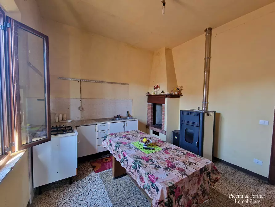Immagine 21 di Rustico / casale in vendita  in Via della Vittoria 21 a Castiglione Del Lago