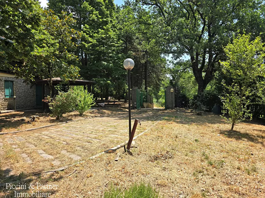 Immagine 71 di Baita in vendita  in Via dei Cespugli 10 a Passignano Sul Trasimeno