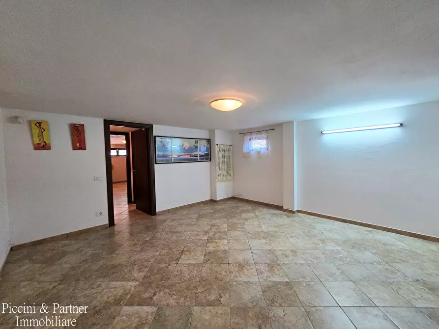 Immagine 57 di Casa bifamiliare in vendita  in Via Panicarola 17 a Castiglione Del Lago