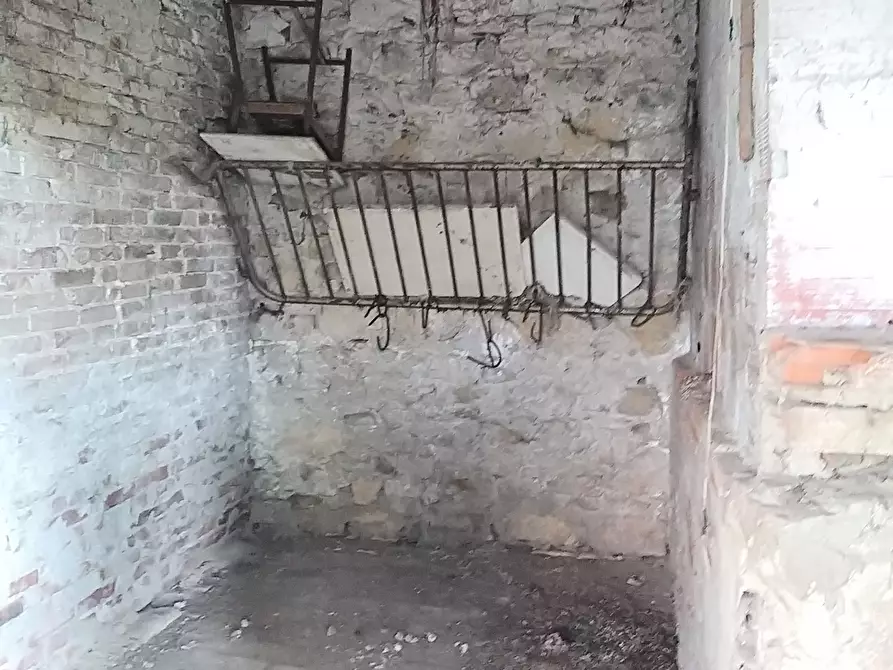 Immagine 26 di Rustico / casale in vendita  in Via Piana 18 a Castiglione Del Lago