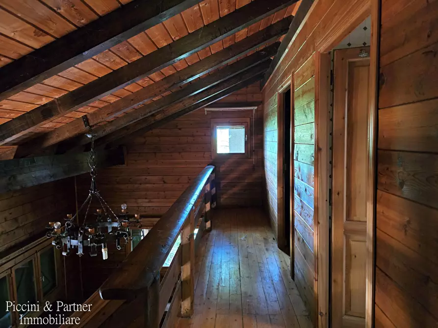 Immagine 63 di Baita in vendita  in Via dei Cespugli 10 a Passignano Sul Trasimeno