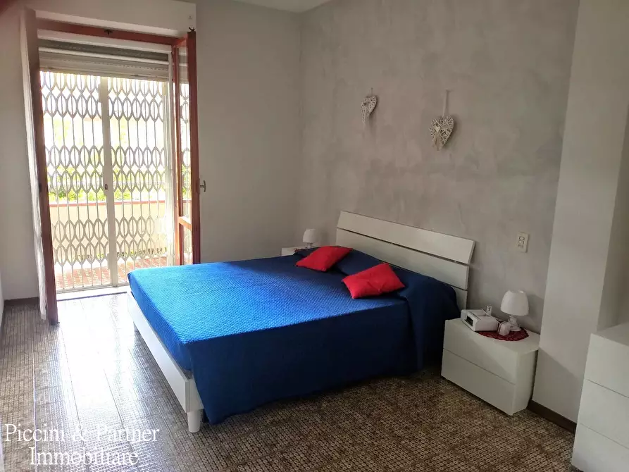 Immagine 42 di Quadrilocale in vendita  in Via Magliano 15 a Massa