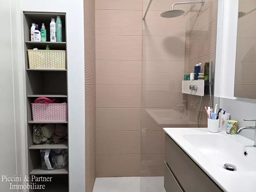 Immagine 73 di Pentalocale in vendita  in Via Annibale Vecchi a Perugia