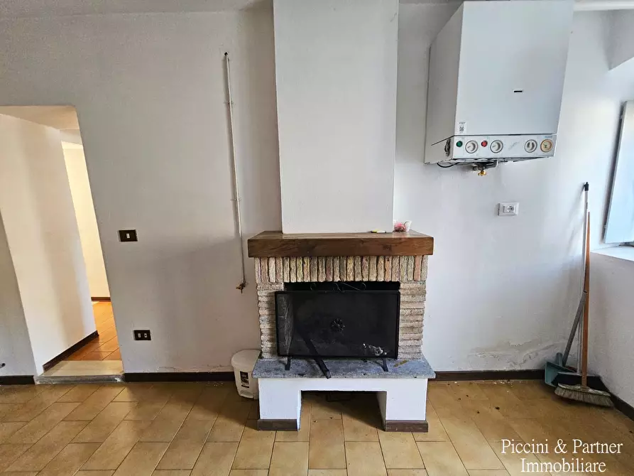 Immagine 12 di Porzione di casa in vendita  in Via dell'Assino Camporeggiano 19 a Gubbio