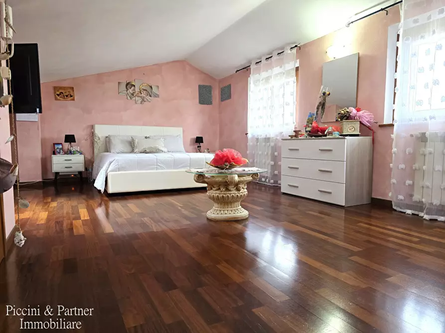 Immagine 55 di Villa in vendita  in C.a. Monsigliolo a Cortona