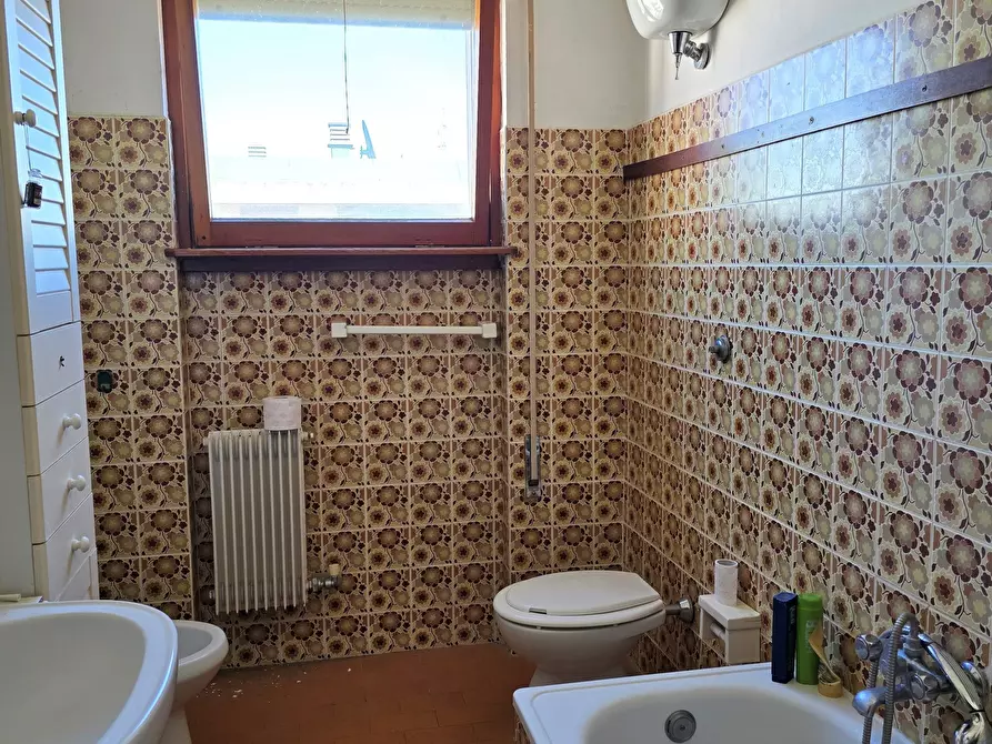 Immagine 38 di Pentalocale in vendita  in Via Bramante 22 a Perugia