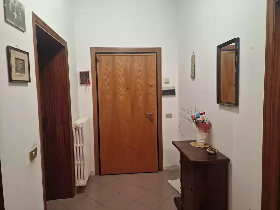 Immagine 38 di Quadrilocale in vendita  in Str. Tiberina Nord 159 a Perugia