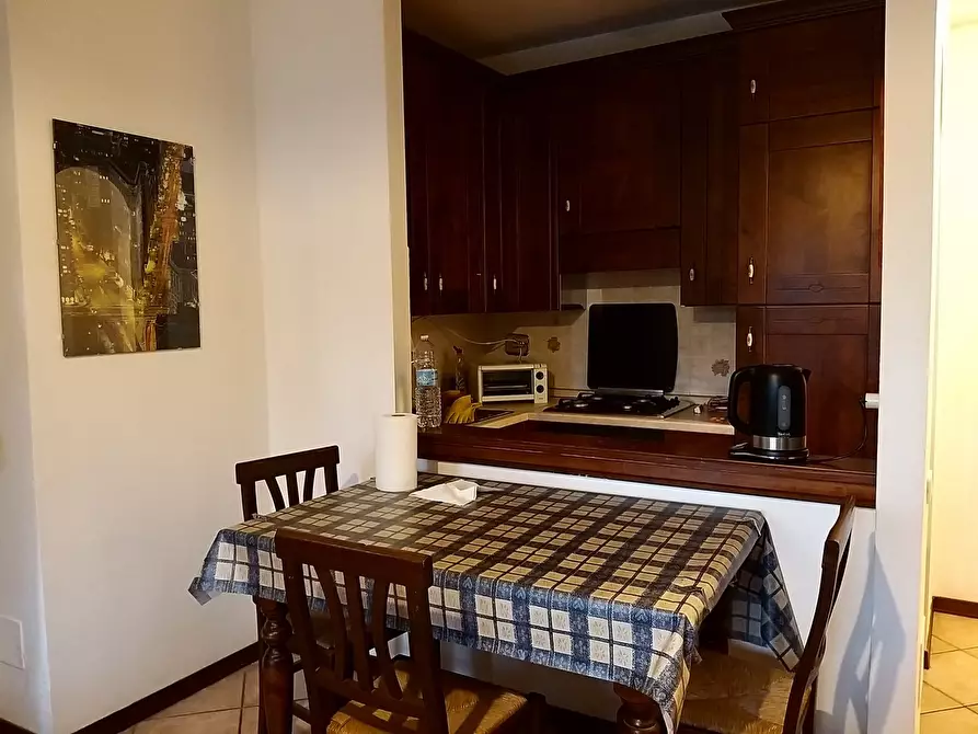 Immagine 11 di Trilocale in vendita  in Via Giovanni Giolitti a Corciano