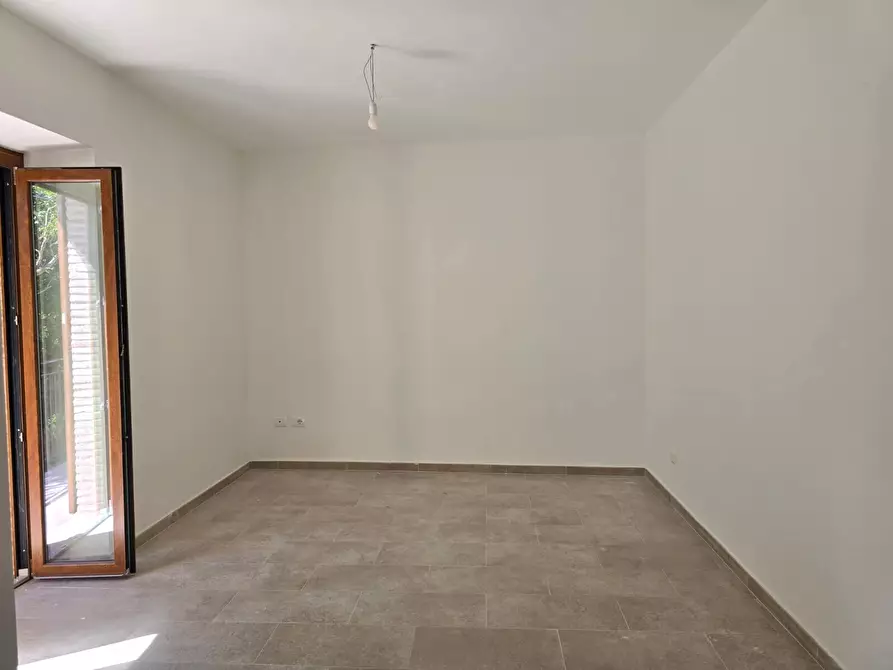 Immagine 14 di Rustico / casale in vendita  a Assisi
