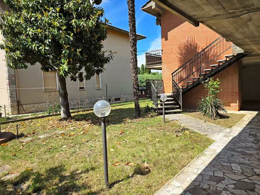 Immagine 48 di Casa bifamiliare in vendita  in Via Como a Montepulciano