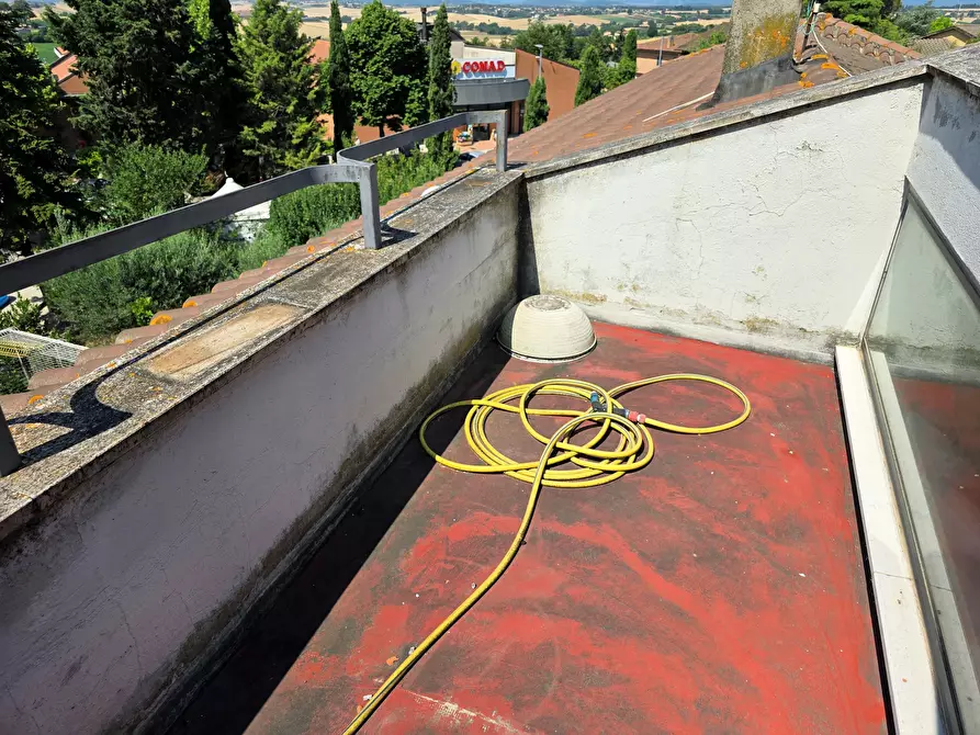 Immagine 22 di Pentalocale in vendita  in Via Orvieto 2 a Perugia