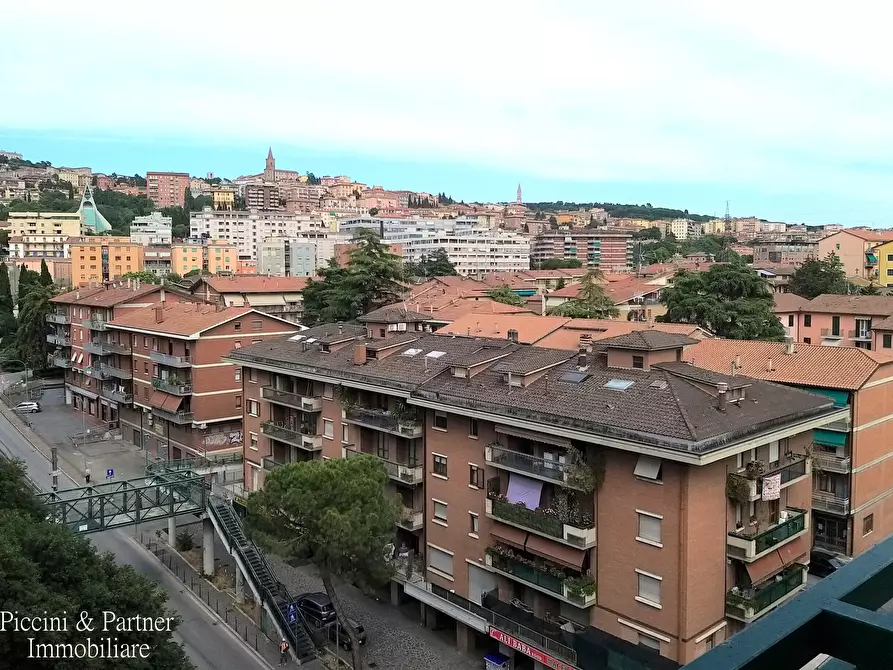 Immagine 1 di Attico in vendita  in Via Martiri dei Lager 156 a Perugia