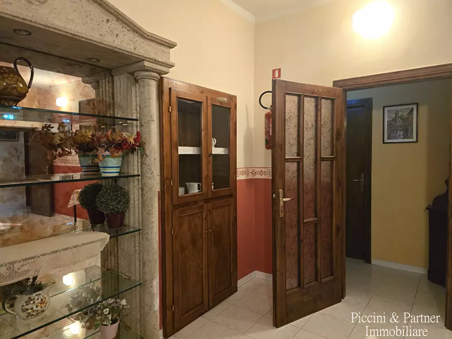 Immagine 55 di Albergo/B&B/Residence in vendita  in Via Chiesa Tonda a Trevi