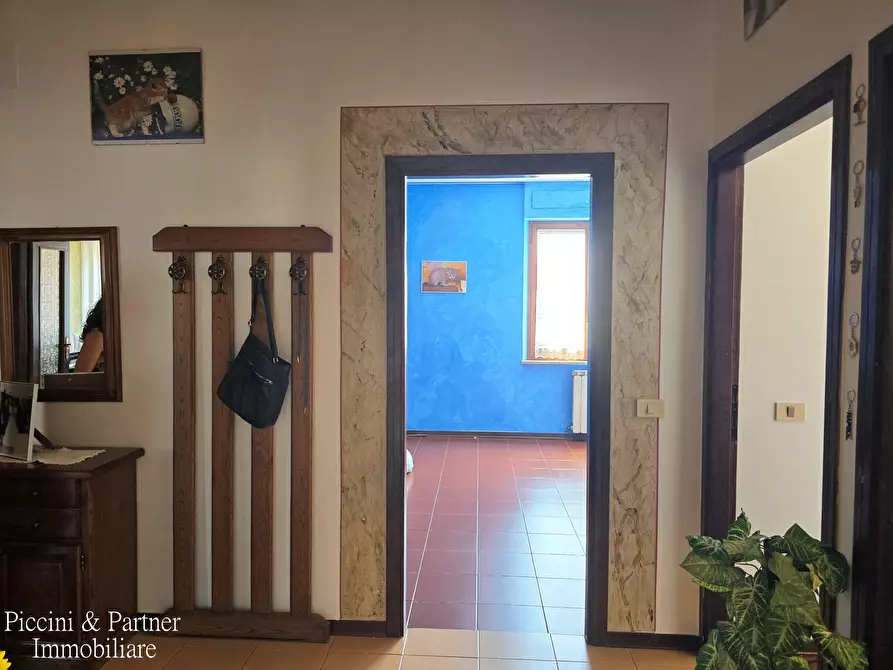 Immagine 35 di Pentalocale in vendita  in Via Italia a Torrita Di Siena