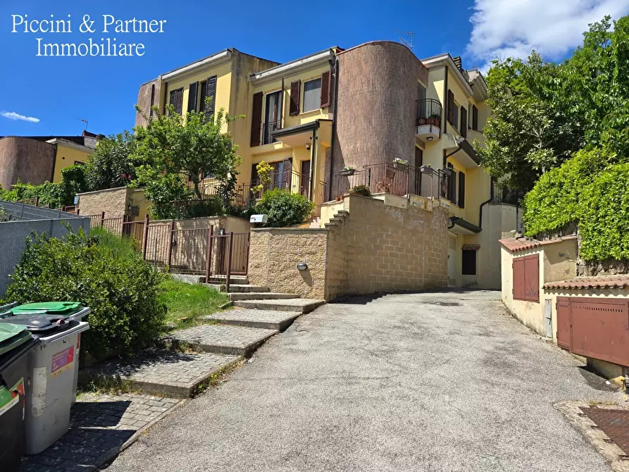 Immagine 55 di Villetta a schiera in vendita  in Via della Madonnina 30 a Torrita Di Siena