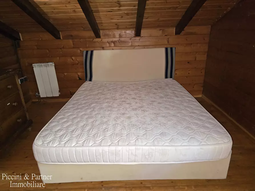 Immagine 60 di Baita in vendita  in Via dei Cespugli 10 a Passignano Sul Trasimeno