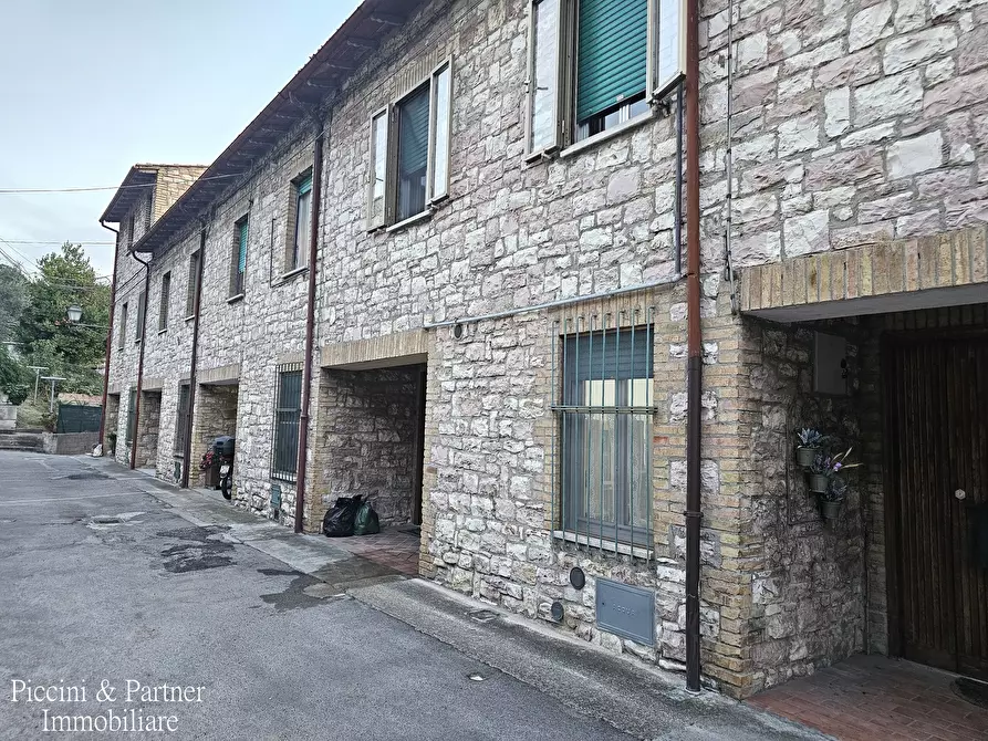 Immagine 6 di Villetta a schiera in vendita  in Via della Madonna dell'Olivo a Assisi