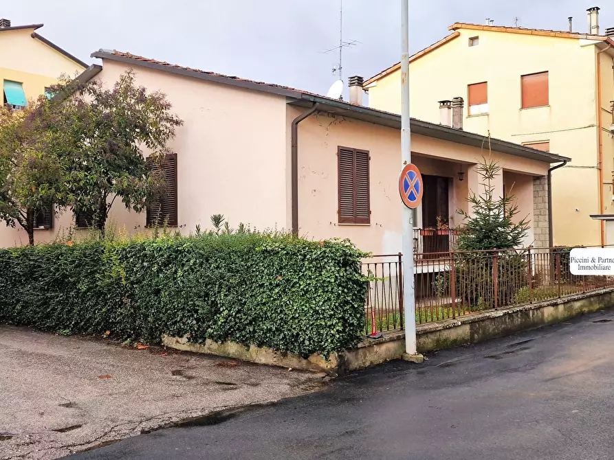 Immagine 1 di Villa in vendita  in Via Papa Celestino 2 10 a Città Di Castello