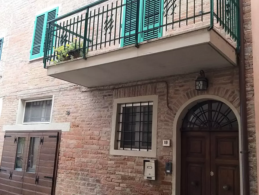 Immagine 27 di Terratetto in vendita  in Piazza San Lorenzo a Castiglione Del Lago