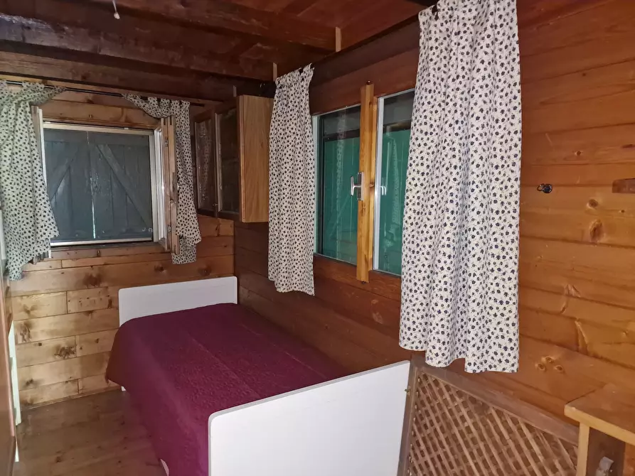 Immagine 42 di Villa in vendita  in Via dei Cespugli 12 a Passignano Sul Trasimeno