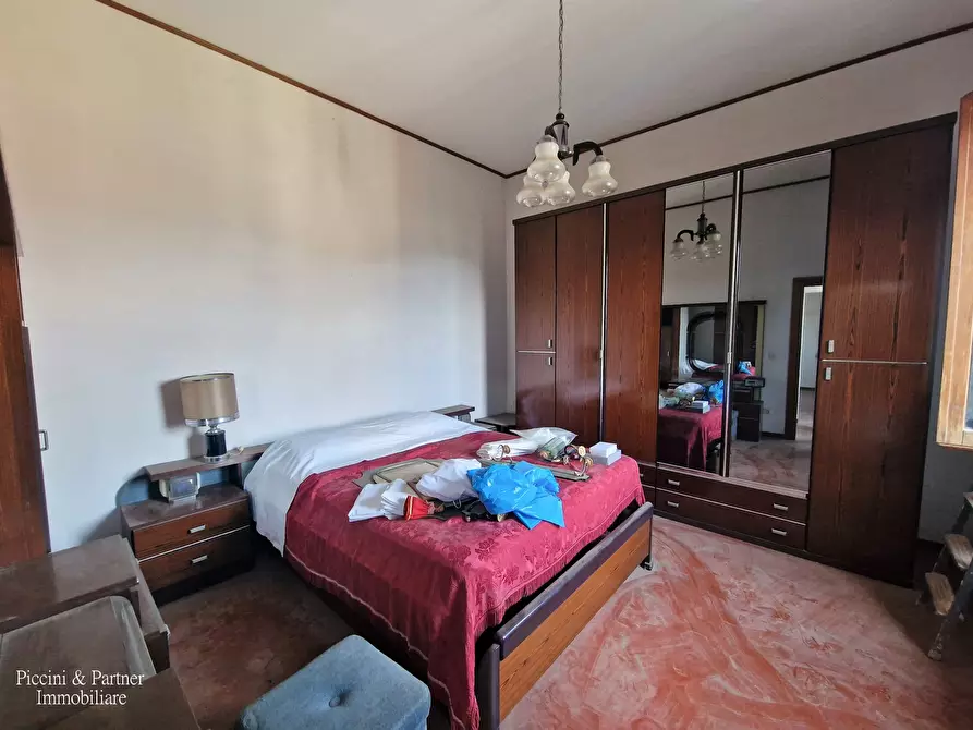 Immagine 19 di Pentalocale in vendita  in Via dei Partigiani 57 a Castiglione Del Lago