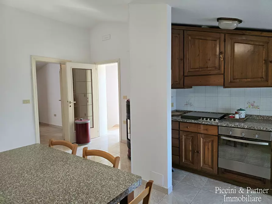 Immagine 13 di Appartamento in vendita  in Via della Sapienza a Magione