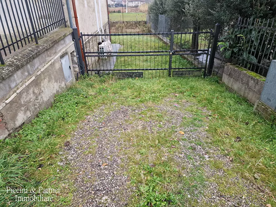 Immagine 29 di Porzione di casa in vendita  in Via del Porto a Tuoro Sul Trasimeno