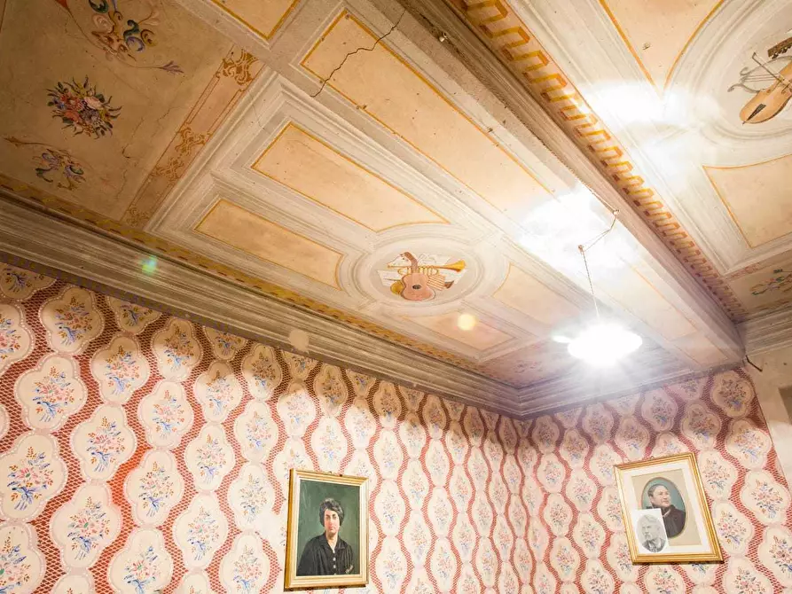 Immagine 15 di Rustico / casale in vendita  in Località I Poggi 28 a Castiglione Del Lago