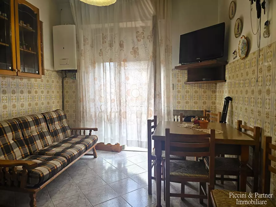 Immagine 5 di Pentalocale in vendita  in Via Fratelli Rosselli a Chiusi