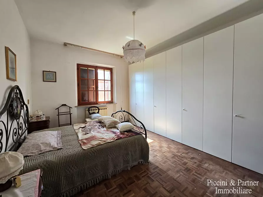 Immagine 61 di Rustico / casale in vendita  in Via Paganico 2 a Castiglione Del Lago