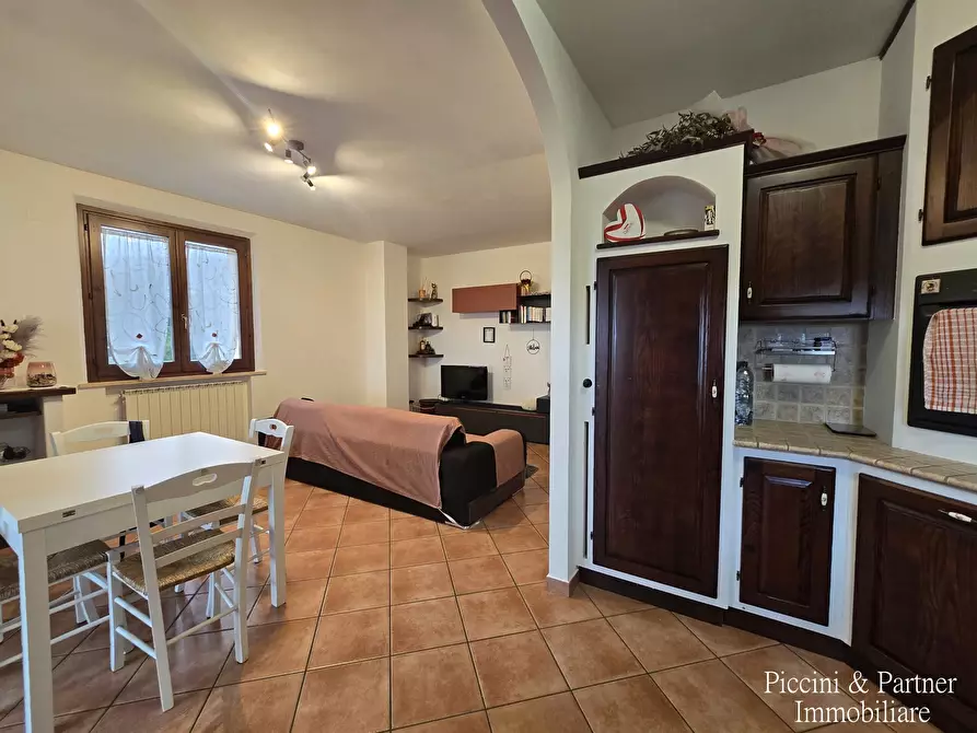 Immagine 23 di Pentalocale in vendita  in Via di Pretola a Paciano