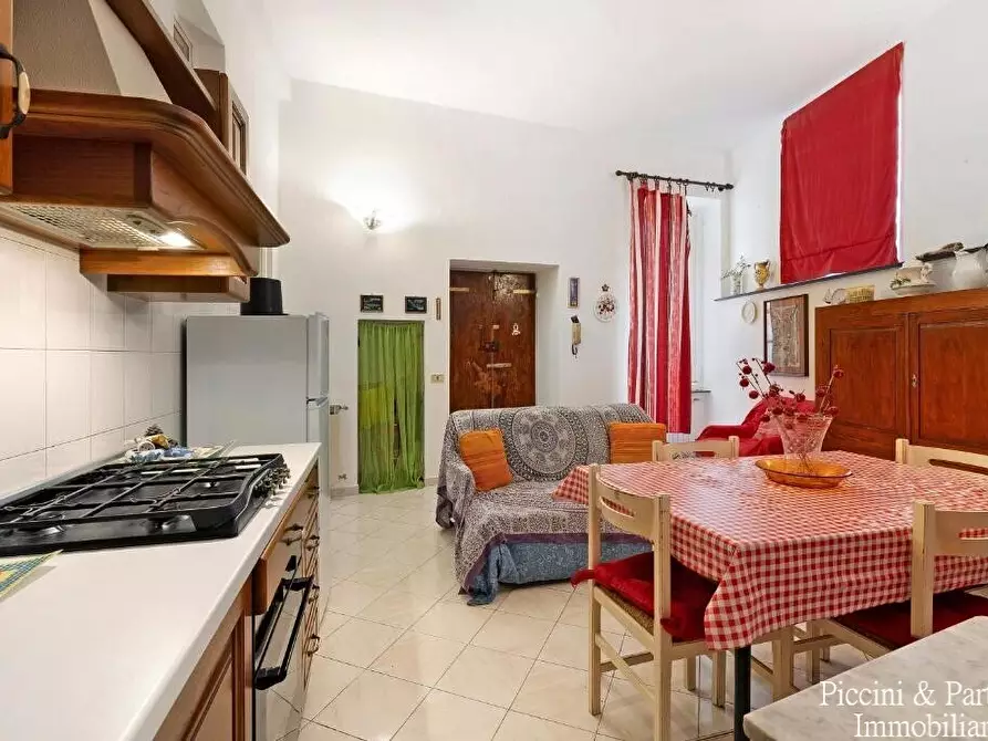 Immagine 4 di Trilocale in vendita  in Via Guani a Levanto