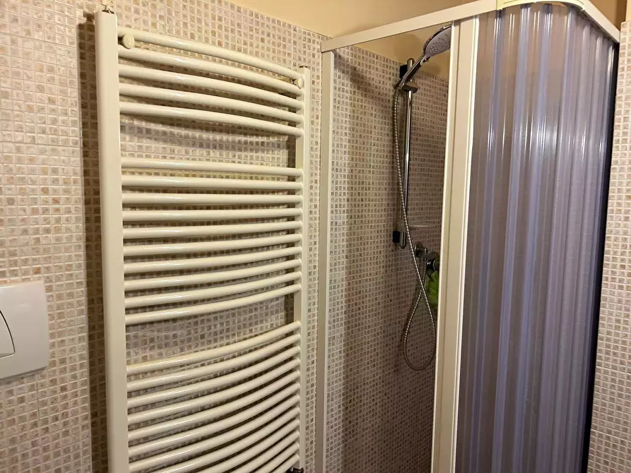 Immagine 33 di Casa trifamiliare in vendita  in Via Bagnolo a Castiglione Del Lago