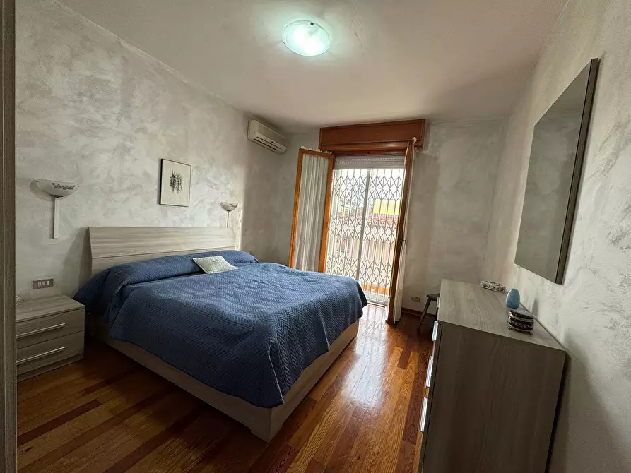 Immagine 9 di Attico in vendita  in via aurelia a Bordighera