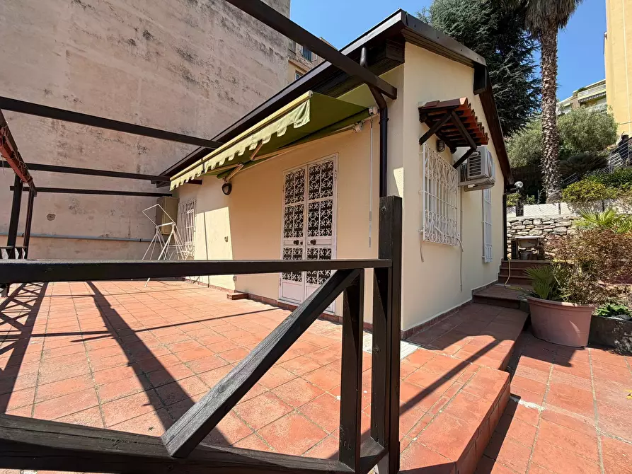 Immagine 13 di Casa bifamiliare in vendita  in Strada San Martino 59 a San Remo