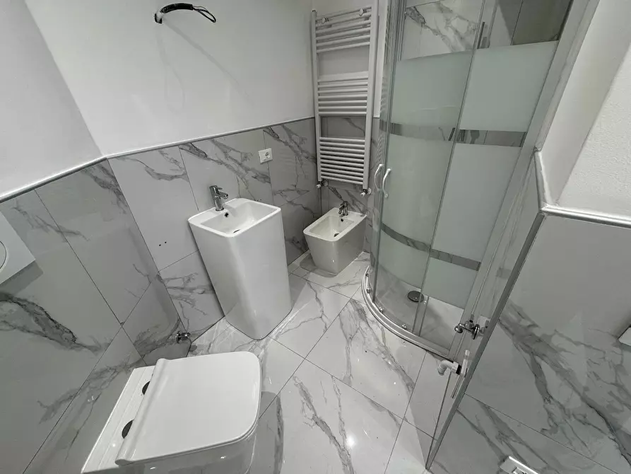 Immagine 21 di Bilocale in vendita  in Strada San Martino 86 a San Remo